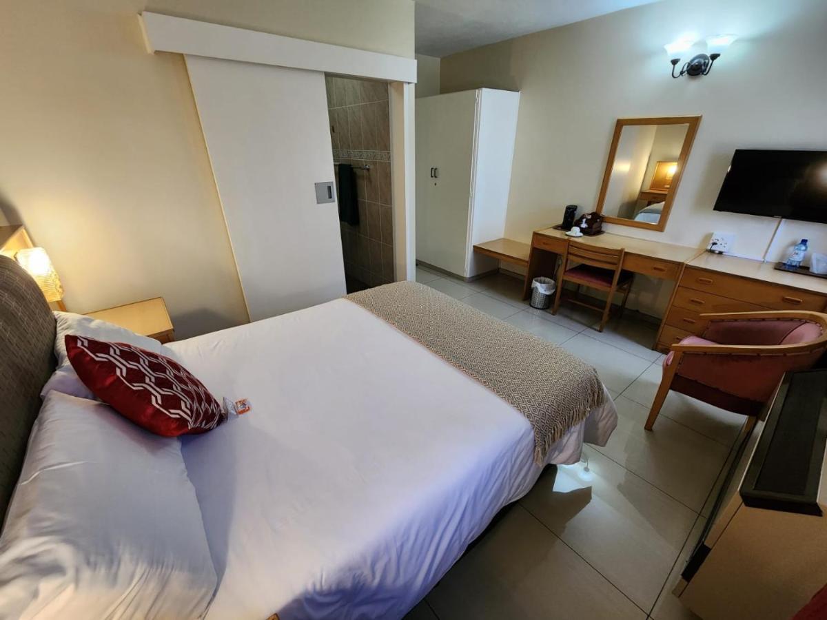 Royal Hotel Ледисмит Экстерьер фото